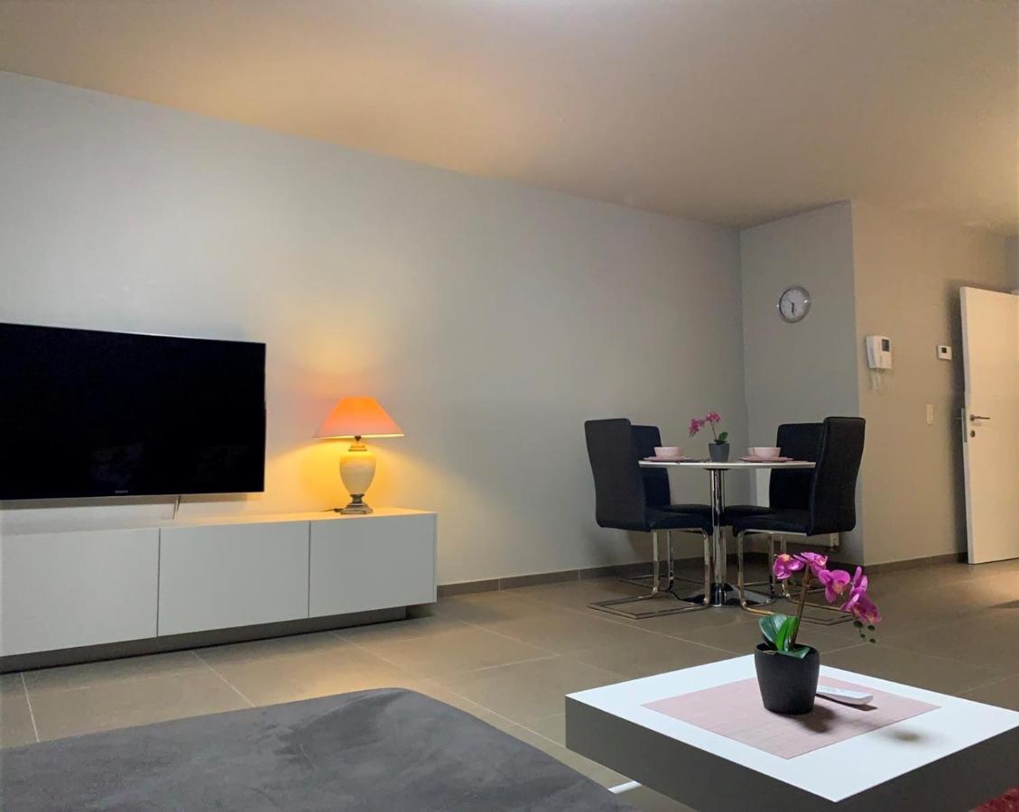 Moderne Appartement Aan Zee Ostende Extérieur photo